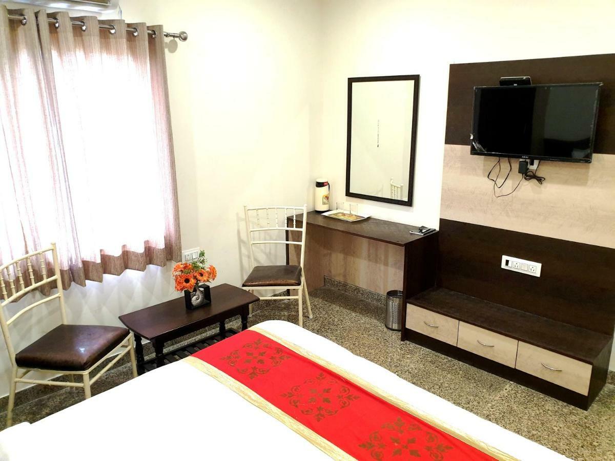 Vardan Villa Udaipur Exterior photo