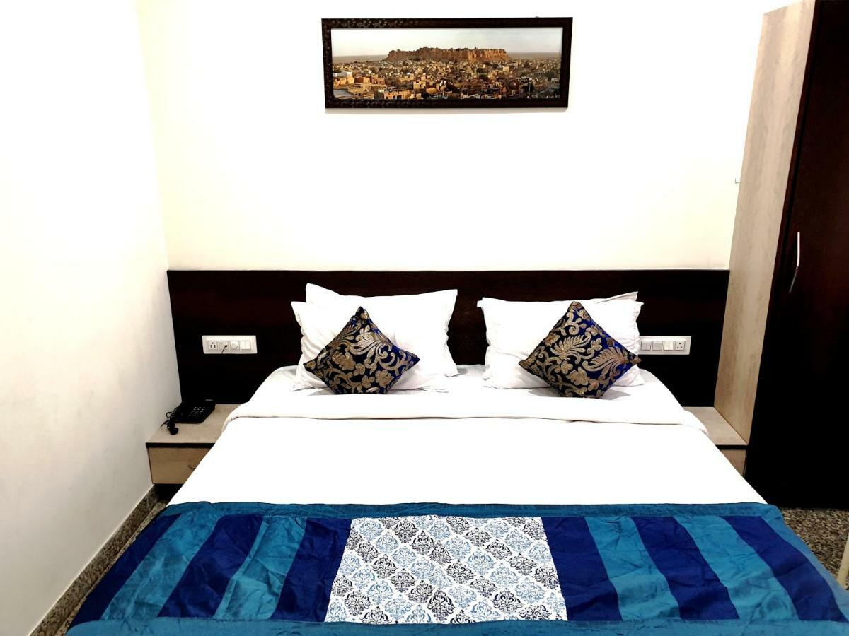Vardan Villa Udaipur Exterior photo